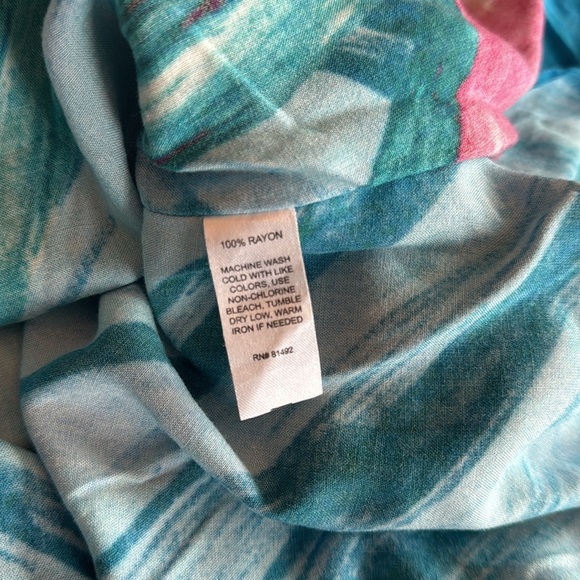 PASSPORTS Size Large beautiful Tropical Poncho Style Blouse Top - Picture 5 of 5